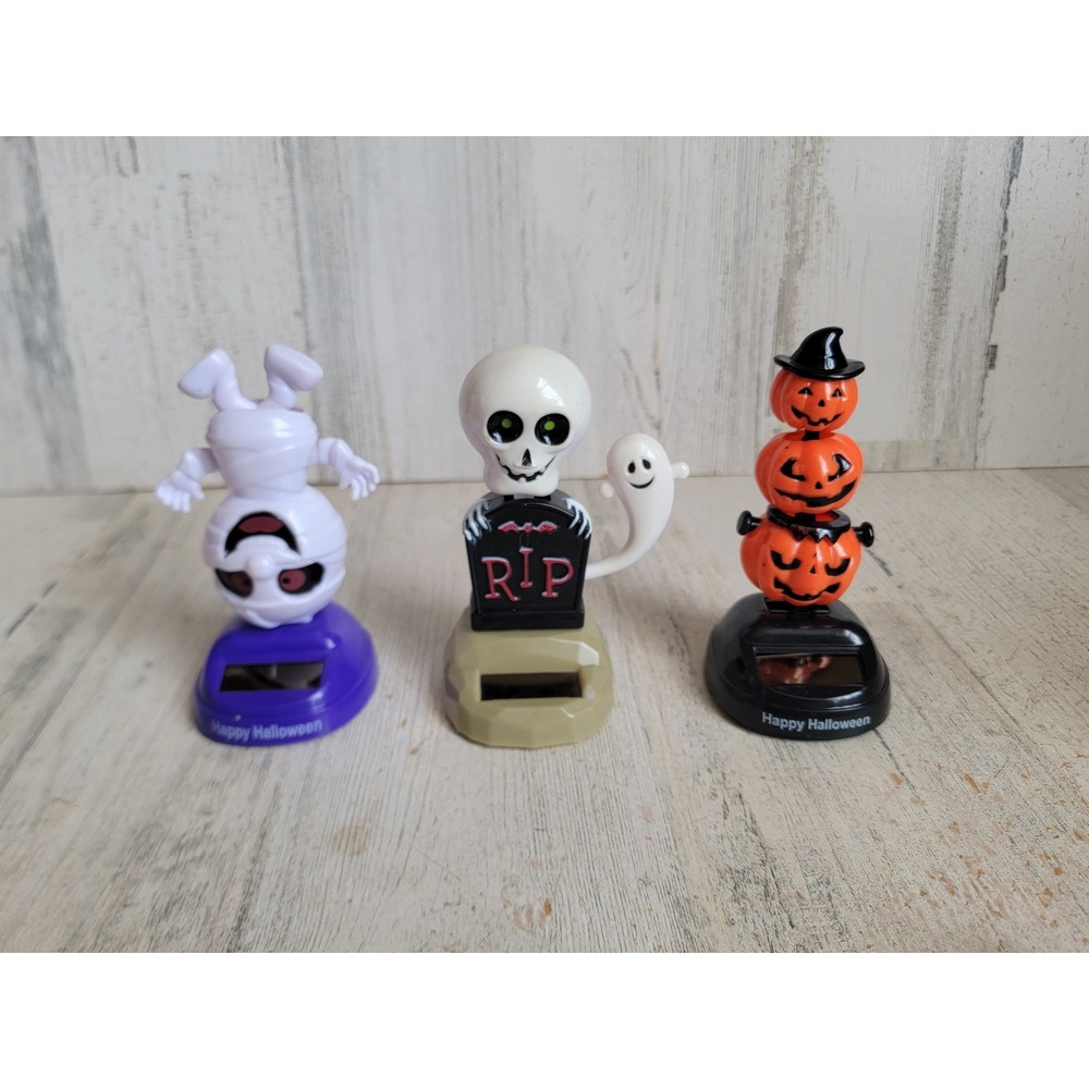 Halloween solar powered skeleton ghost pumpkin set toy home decor figure